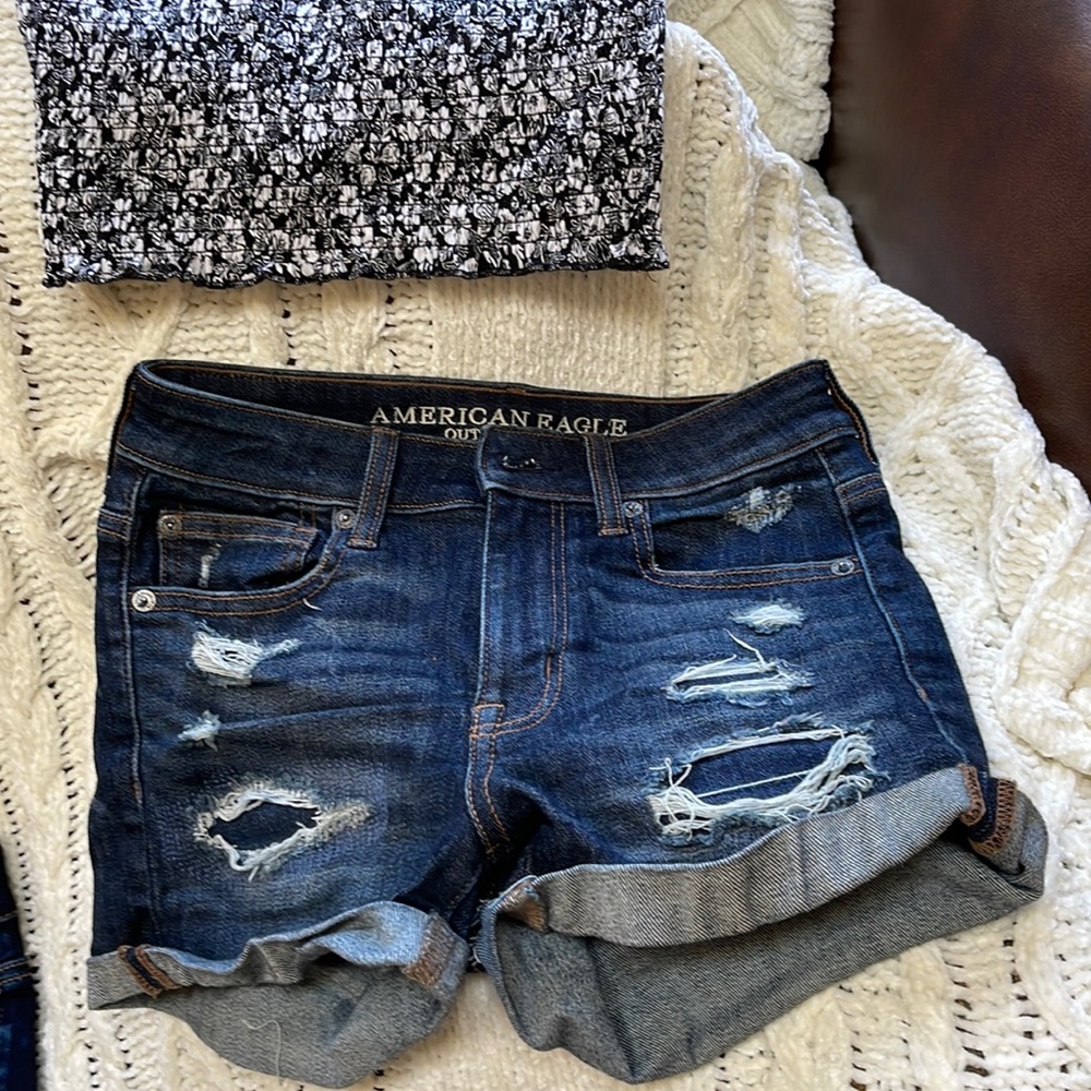 American Eagle outfitters size 0 denim ripped shorts